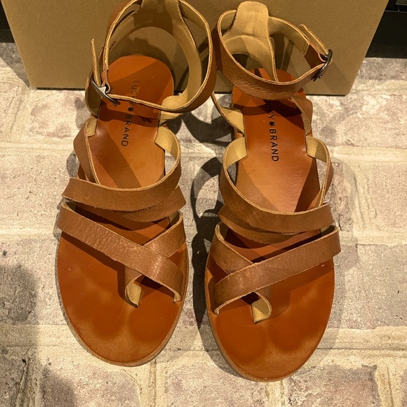 Sandals - Picture 5 of 8